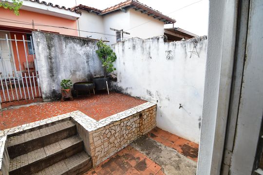 Quintal de casa à venda com 2 quartos, 135m² em Jardim Chapadão, Campinas