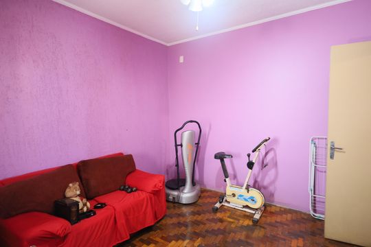 Quarto 1 de casa para alugar com 3 quartos, 175m² em Km 18, Osasco