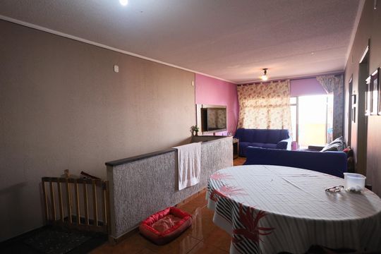 Casa para alugar com 3 quartos, 175m² em Km 18, Osasco