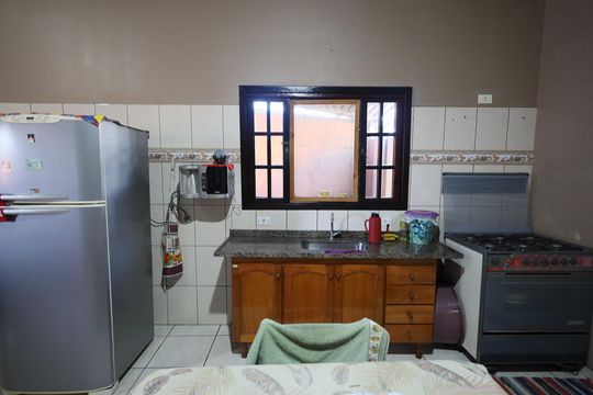 Cozinha e Área de Serviço de casa para alugar com 3 quartos, 175m² em Km 18, Osasco