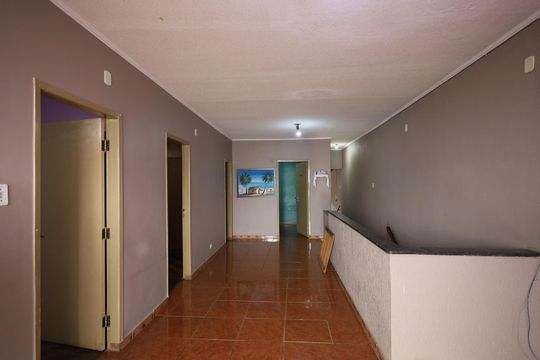 Sala de casa para alugar com 3 quartos, 175m² em Km 18, Osasco