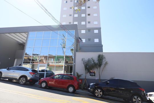 Área comum - Fachada de apartamento para alugar com 2 quartos, 37m² em Pestana, Osasco