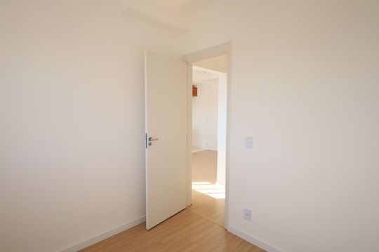 Quarto 2 de apartamento para alugar com 2 quartos, 37m² em Pestana, Osasco