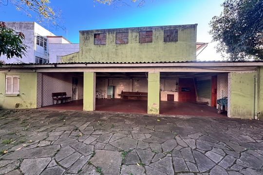 Área externa de casa à venda com 3 quartos, 552m² em Rio Branco, Novo Hamburgo