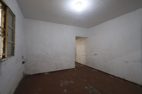 Sala de casa para alugar com 1 quarto, 60m² em Vila Antonieta, São Paulo