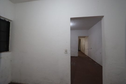 Quarto de casa para alugar com 1 quarto, 60m² em Vila Antonieta, São Paulo