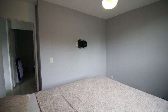 Quarto 1 de apartamento para alugar com 2 quartos, 49m² em Jacarepaguá, Rio de Janeiro