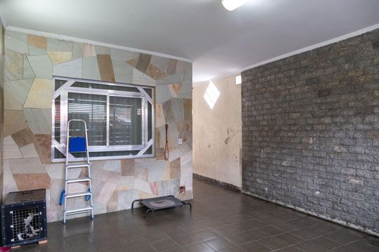 Garagem de casa à venda com 3 quartos, 195m² em Jardim Pinhal, Guarulhos