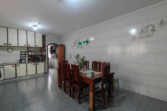 Cozinha de casa à venda com 4 quartos, 250m² em Quinta da Paineira, São Paulo