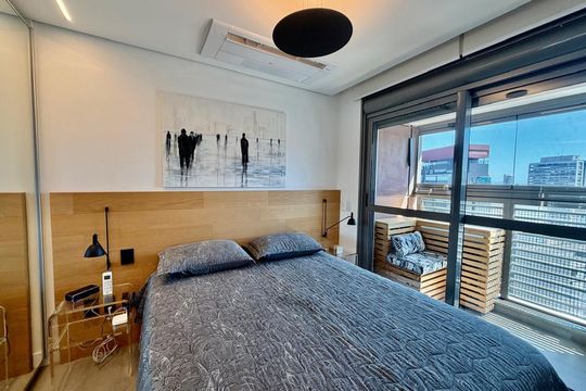 Quarto de apartamento à venda com 2 quartos, 70m² em Jardins, São Paulo