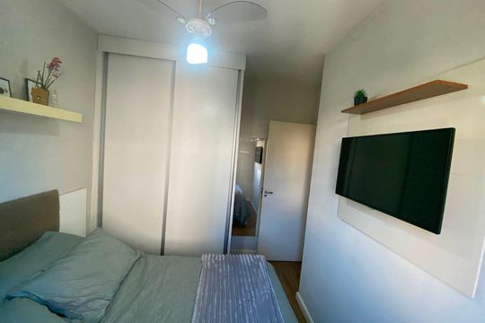 Quarto de apartamento à venda com 2 quartos, 52m² em Dos Ortizes, Valinhos