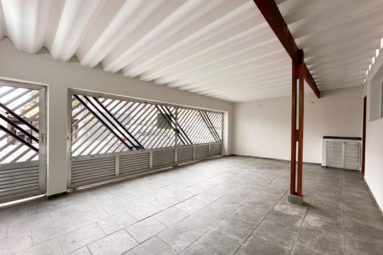 Garagem de casa à venda com 2 quartos, 90m² em Jardim Via Anchieta, São Bernardo do Campo