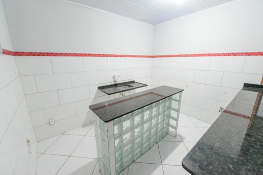 Cozinha de casa para alugar com 1 quarto, 54m² em Chácara São Silvestre, Taubaté