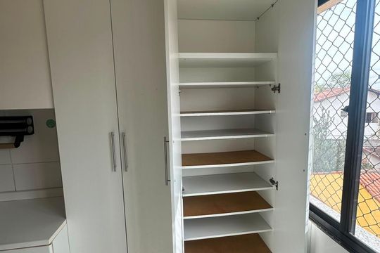 Área de serviço de apartamento para alugar com 2 quartos, 55m² em Jardim Sao Ricardo, Guarulhos