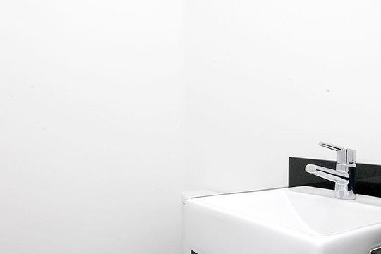 Banheiro 3 Lavabo de apartamento à venda com 2 quartos, 96m² em Rio Branco, Porto Alegre