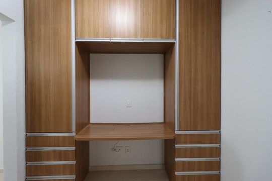 Roupeiro de apartamento para alugar com 2 quartos, 113m² em Sumarezinho, Ribeirão Preto