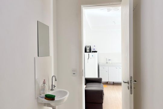 Banheiro de apartamento para alugar com 2 quartos, 30m² em Vila Pereira Barreto, São Paulo