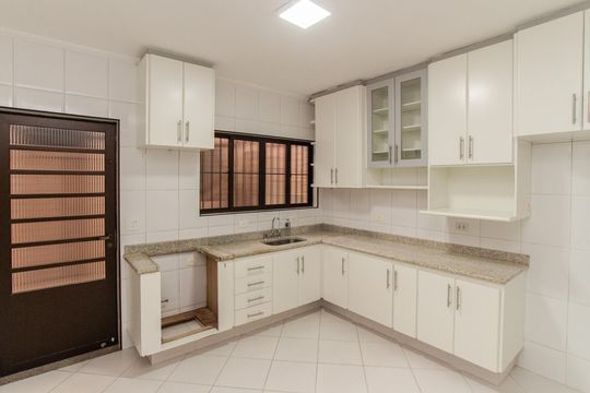 Cozinha de casa para alugar com 2 quartos, 89m² em Vila Guilherme, São Paulo