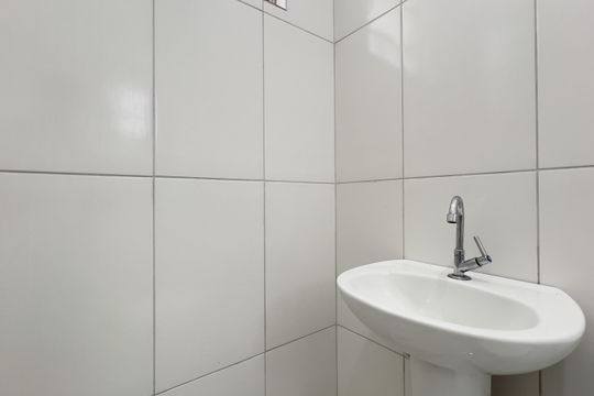 Banheiro de casa para alugar com 2 quartos, 80m² em Vila Paraiso, Guarulhos