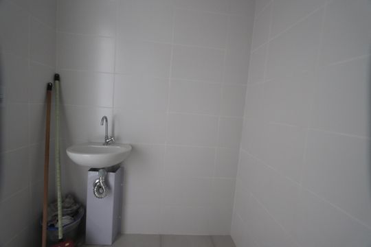 Banheiro de kitnet/studio à venda com 1 quarto, 26m² em Jardim Independência (são Paulo), São Paulo