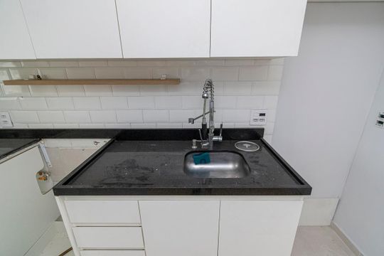 Cozinha de apartamento para alugar com 2 quartos, 41m² em Ramos, Rio de Janeiro