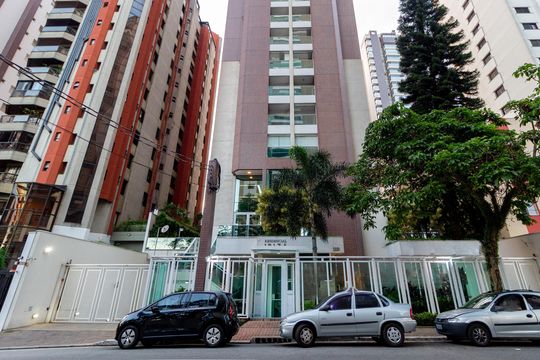 Fachada de apartamento à venda com 3 quartos, 95m² em Vila Regente Feijó, São Paulo