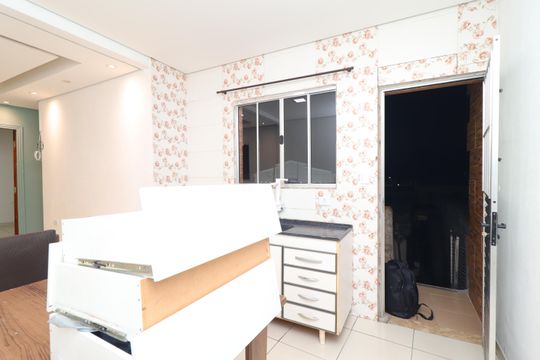 Cozinha de casa para alugar com 1 quarto, 54m² em Jardim Helena, São Paulo