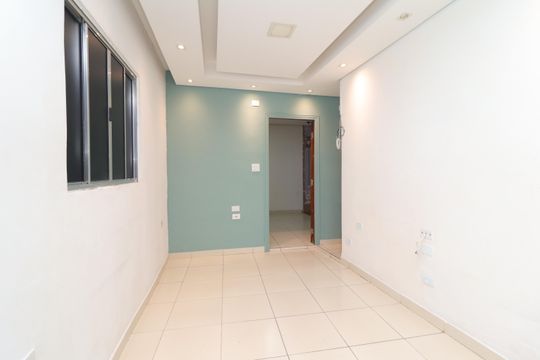 Casa para alugar com 1 quarto, 54m² em Jardim Helena, São Paulo