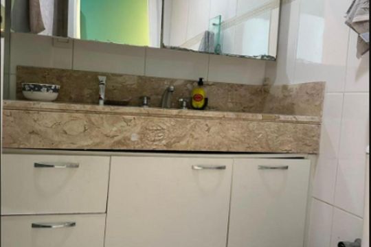Banheiro de apartamento à venda com 3 quartos, 123m² em Barra da Tijuca, Rio de Janeiro