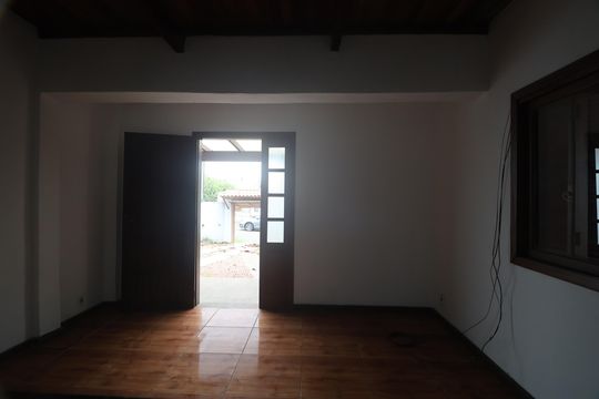 Sala de casa à venda com 2 quartos, 138m² em São José, Canoas