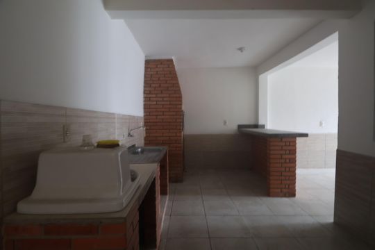 Churrasqueira de casa à venda com 2 quartos, 138m² em São José, Canoas