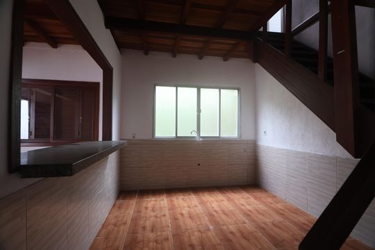Cozinha de casa à venda com 2 quartos, 138m² em São José, Canoas