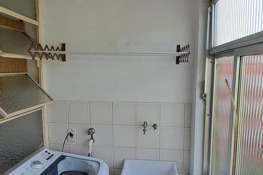 Área de serviço de apartamento para alugar com 2 quartos, 47m² em Vila Nova, Porto Alegre