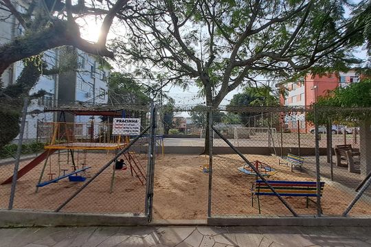Área externa de apartamento para alugar com 2 quartos, 47m² em Vila Nova, Porto Alegre