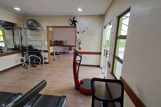 Área externa de apartamento para alugar com 2 quartos, 47m² em Vila Nova, Porto Alegre