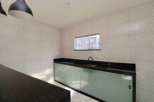 Cozinha de casa para alugar com 2 quartos, 70m² em Imbuí, Salvador