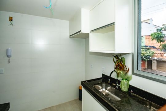 Apartamento para alugar com 2 quartos, 53m² em Santa Rosa, Belo Horizonte