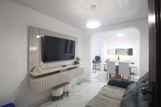Sala 1 de casa para alugar com 2 quartos, 168m² em Jardim Anhanguera, São Paulo