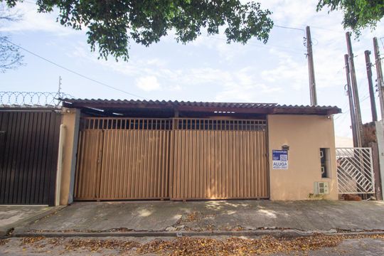 Fachada de casa para alugar com 3 quartos, 330m² em Cidade Jardim, Sorocaba