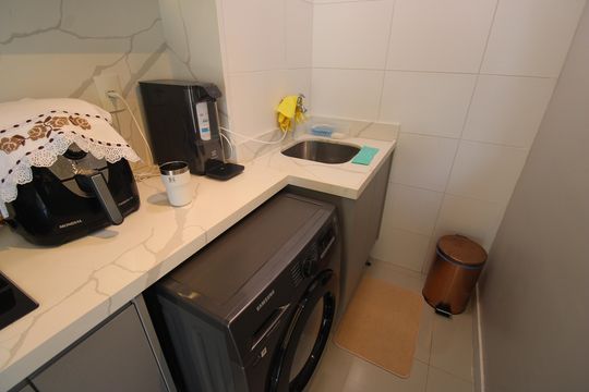 Área de serviço de apartamento à venda com 2 quartos, 82m² em Barra Olímpica, Rio de Janeiro