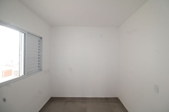 Quarto 1 de apartamento para alugar com 1 quarto, 24m² em Vila Diva, São Paulo