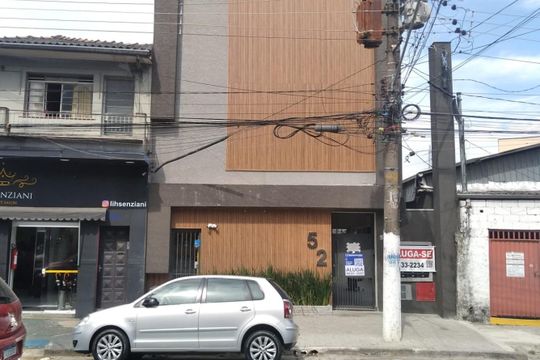 Fachada de apartamento para alugar com 1 quarto, 24m² em Vila Diva, São Paulo