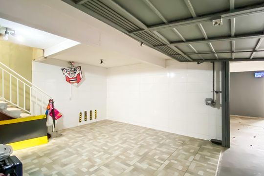 Garagem de casa de condomínio para alugar com 2 quartos, 74m² em Vila Ré, São Paulo