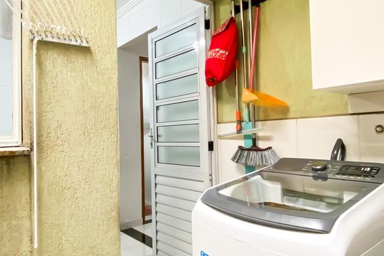 Área de Serviço de casa de condomínio para alugar com 2 quartos, 74m² em Vila Ré, São Paulo