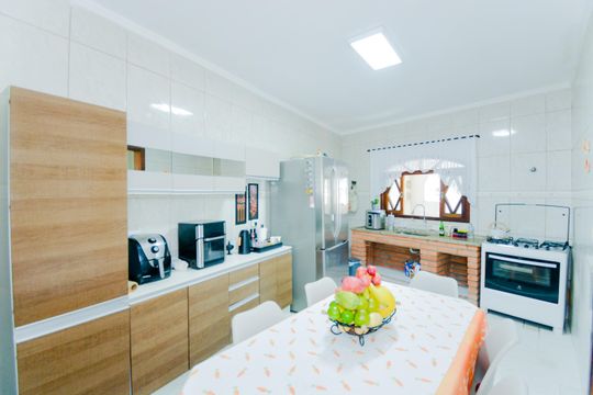 Cozinha de casa à venda com 4 quartos, 173m² em Jardim Ema, Guarulhos