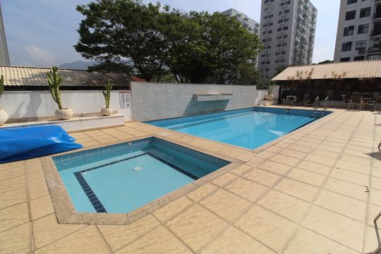 Área comum - Piscina de apartamento para alugar com 3 quartos, 70m² em Barra da Tijuca, Rio de Janeiro