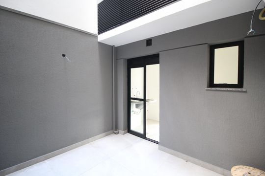 Quintal de apartamento à venda com 2 quartos, 99m² em Petrópolis, Porto Alegre