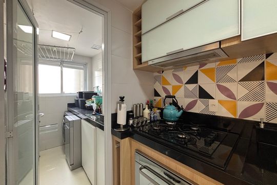 Cozinha de apartamento à venda com 2 quartos, 89m² em Sumaré, São Paulo