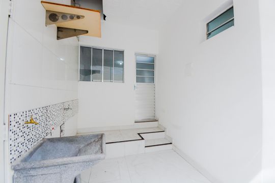Área de Serviço de casa para alugar com 2 quartos, 80m² em Jardim Iporanga, Guarulhos