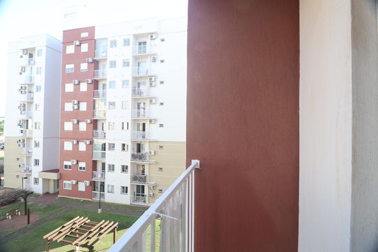 Sacada de apartamento para alugar com 2 quartos, 51m² em Fátima, Canoas